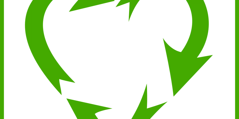 Green recycling heart. Interstate Pest Management serving Portland OR & Vancouver WA talks about if green pest control really works.